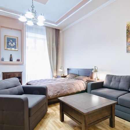 Apartment Grebinky 9 Lviv Eksteriør billede
