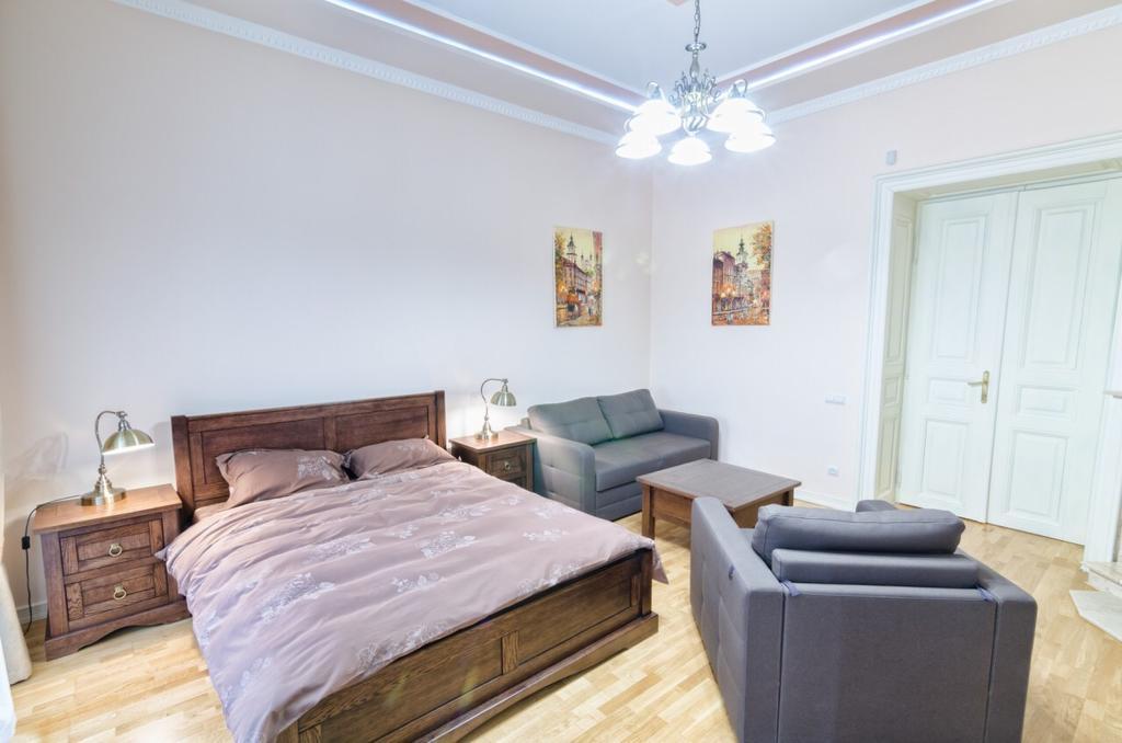 Apartment Grebinky 9 Lviv Eksteriør billede